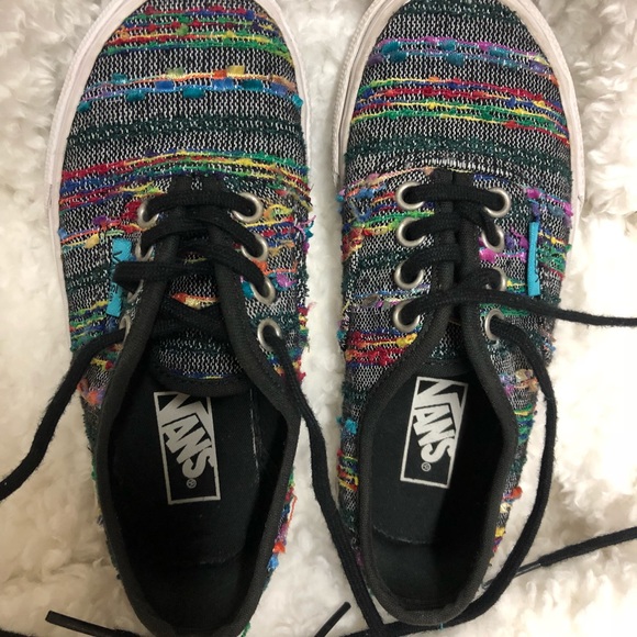 Girls Toddler Vans - Picture 2 of 4